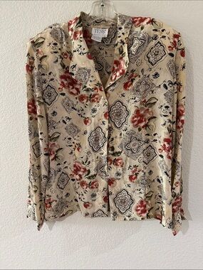 Tess Floral Cream Button-Down Shirt